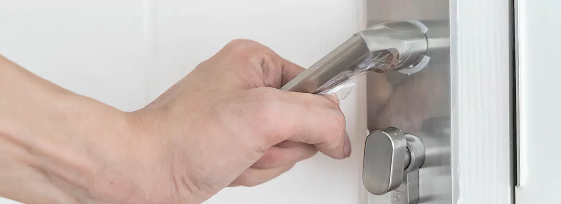 Expert Garage Door Opener Repair and Installation in Holiday, FL
