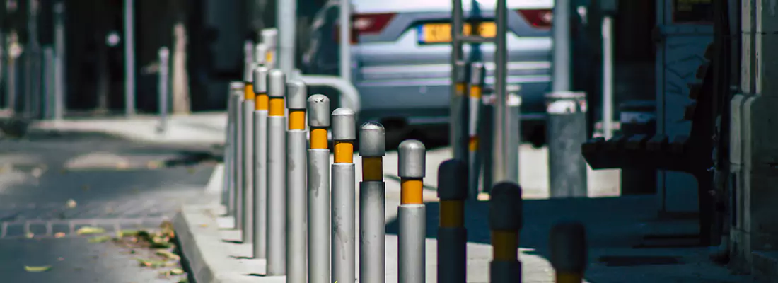 Safe and Convenient Retractable Barrier Column Systems for Properties in Holiday, FL